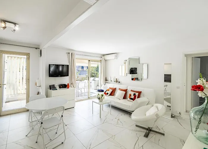 Daire Ref 1966 - Center Cannes