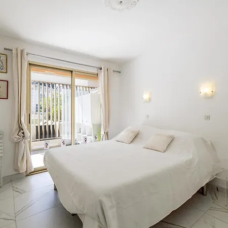 Ref 1966 - Center Apartman