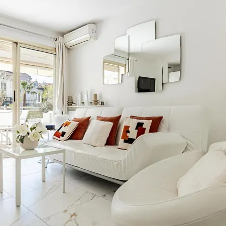 Ref 1966 - Center Cannes