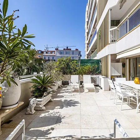 Ref 1966 - Center Cannes