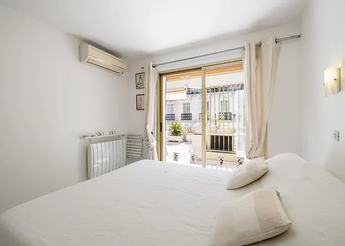 Apartamento Ref 1966 - Center Cannes